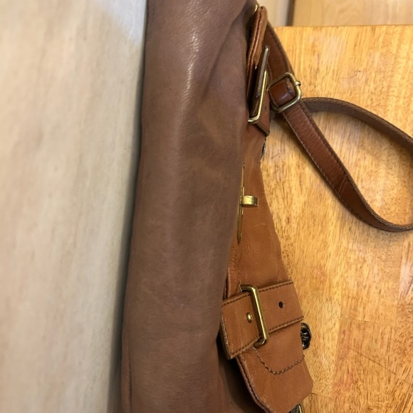 Fossil Brown Leather Brass Tone Chain Handle, leather Crossbody Strap Bag - Picture 11 of 16